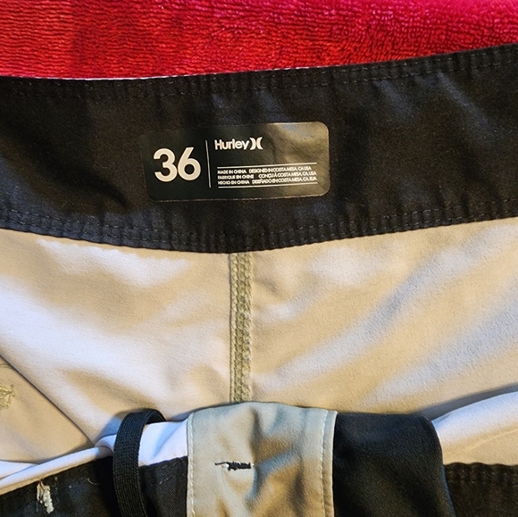 Hurley Swim trunks - Picture 2 of 3